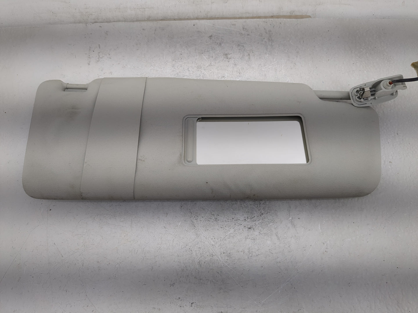 2012-2020 Volkswagen Passat Sun Visor Shade Replacement Passenger Right Mirror Fits OEM Used Auto Parts - Oemusedautoparts1.