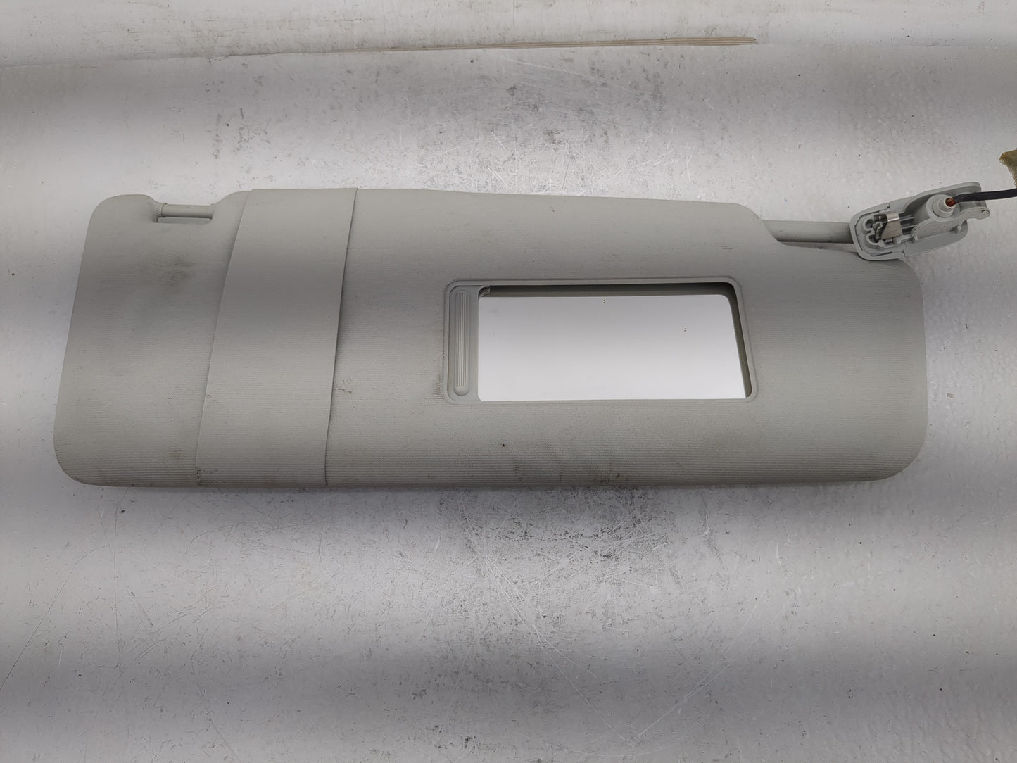 2012-2020 Volkswagen Passat Sun Visor Shade Replacement Passenger Right Mirror Fits OEM Used Auto Parts - Oemusedautoparts1.