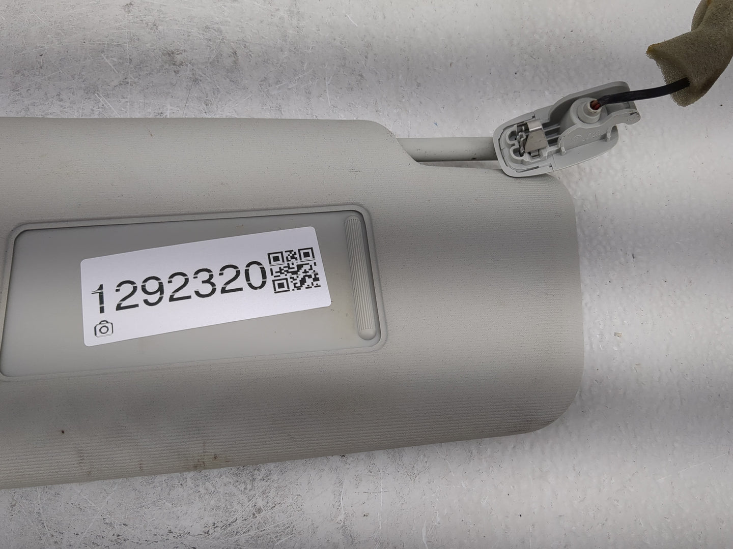 2012-2020 Volkswagen Passat Sun Visor Shade Replacement Passenger Right Mirror Fits OEM Used Auto Parts - Oemusedautoparts1.