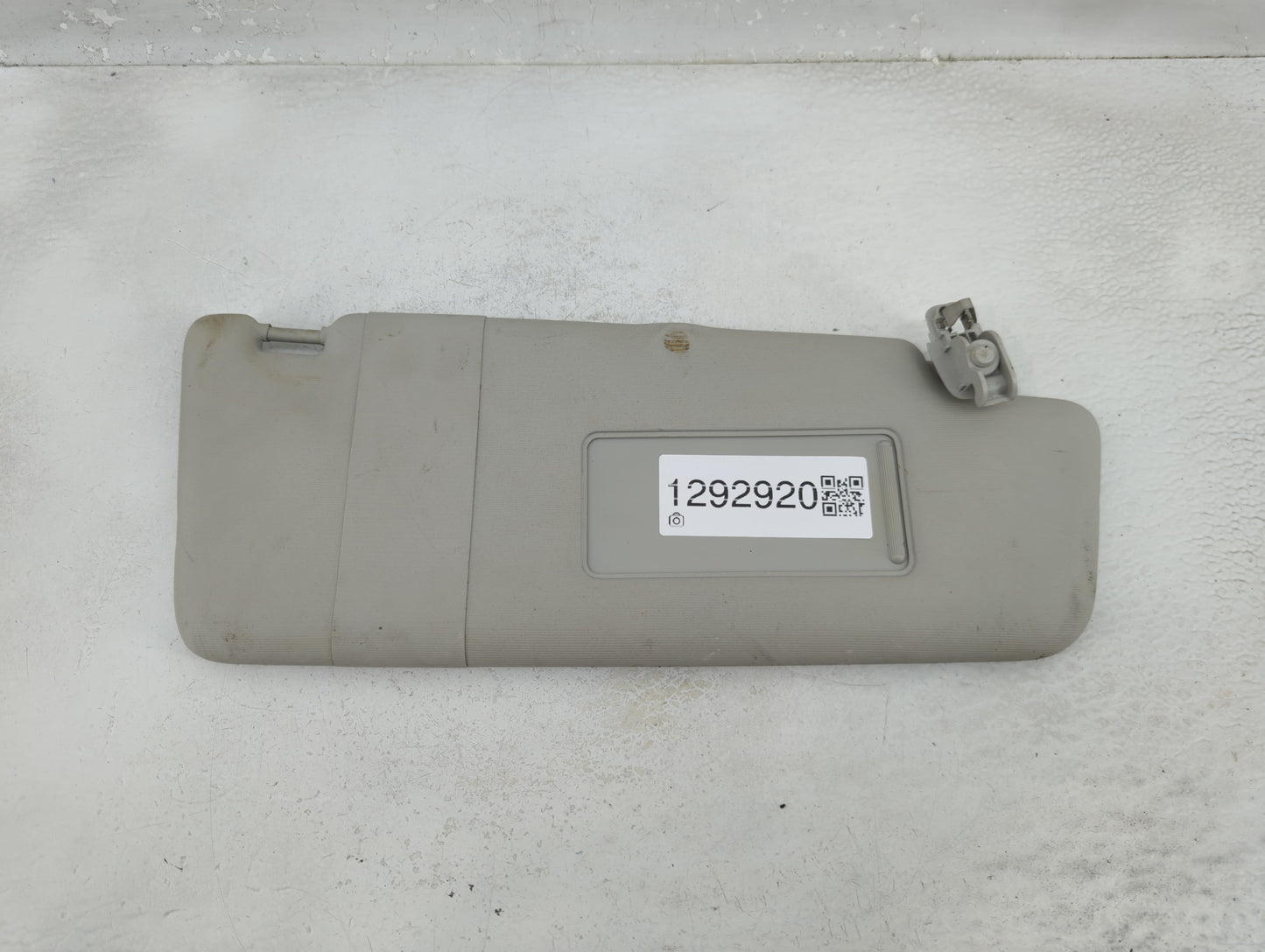 2020 Volkswagen Passat Sun Visor Shade Replacement Passenger Right Mirror Fits OEM Used Auto Parts - Oemusedautoparts1.com