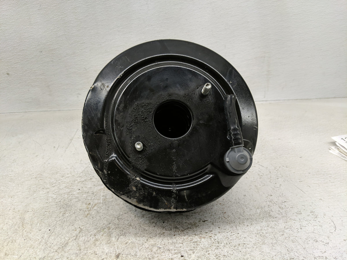 2020-2020 Volkswagen Passat Power Brake Booster Oem 1299530 - Oemusedautoparts1.com