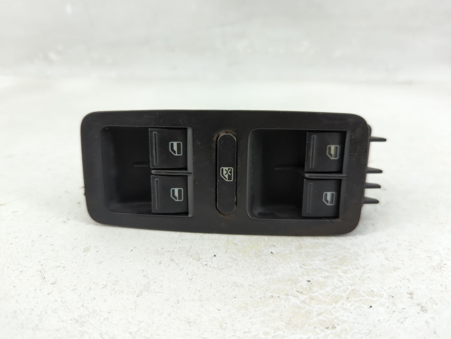 2016-2020 Volkswagen Passat Master Power Window Switch Replacement Driver Side Left P/N:561.867.375 Fits OEM Used Auto Parts