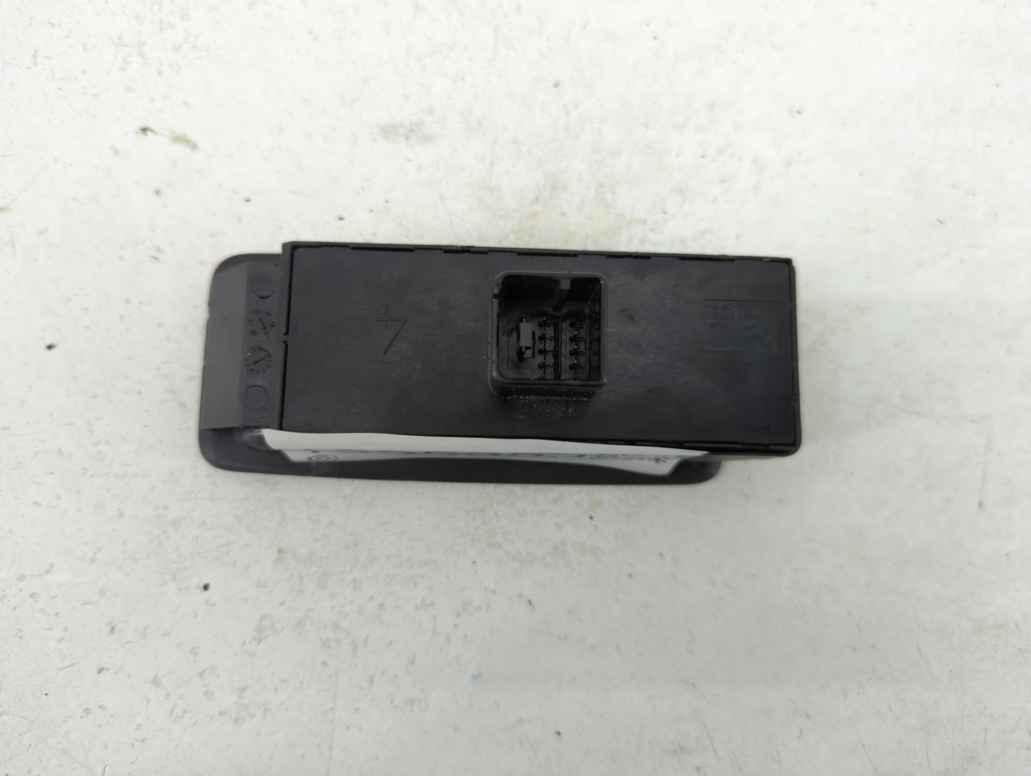 2016-2020 Volkswagen Passat Master Power Window Switch Replacement Driver Side Left P/N:561.867.375 Fits OEM Used Auto Parts