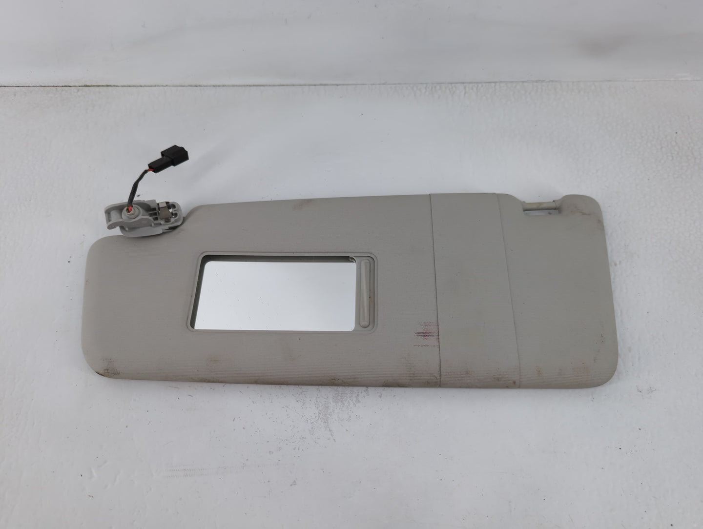 2020 Volkswagen Passat Sun Visor Shade Replacement Driver Left Mirror Fits OEM Used Auto Parts - Oemusedautoparts1.com