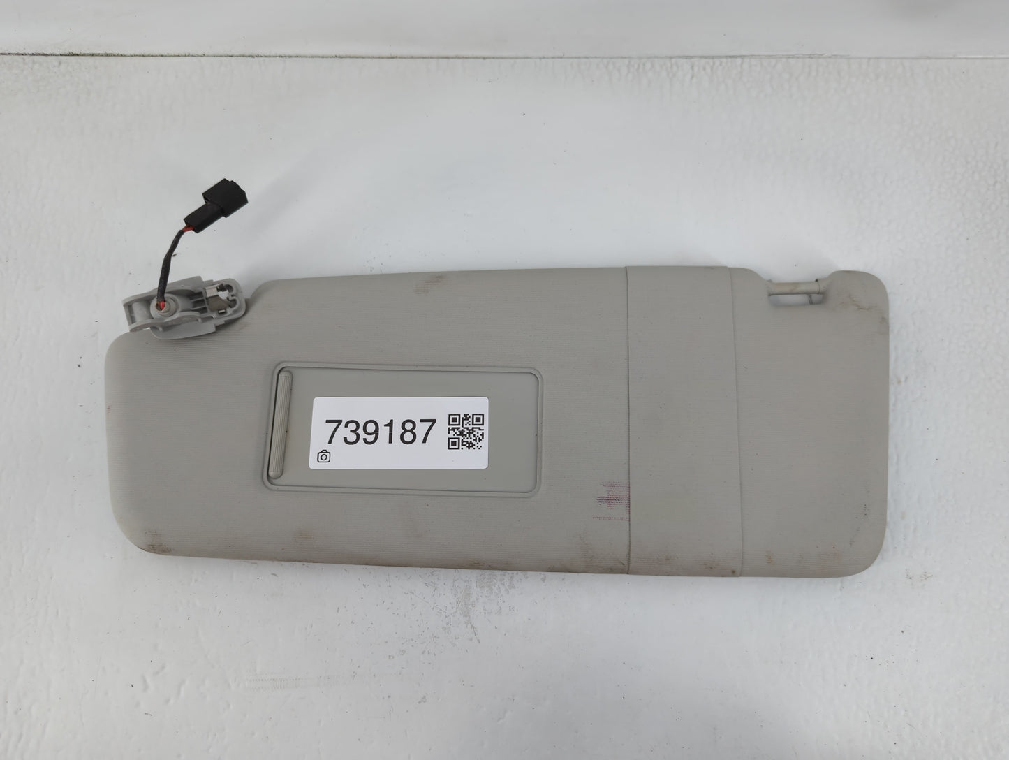 2020 Volkswagen Passat Sun Visor Shade Replacement Driver Left Mirror Fits OEM Used Auto Parts - Oemusedautoparts1.com