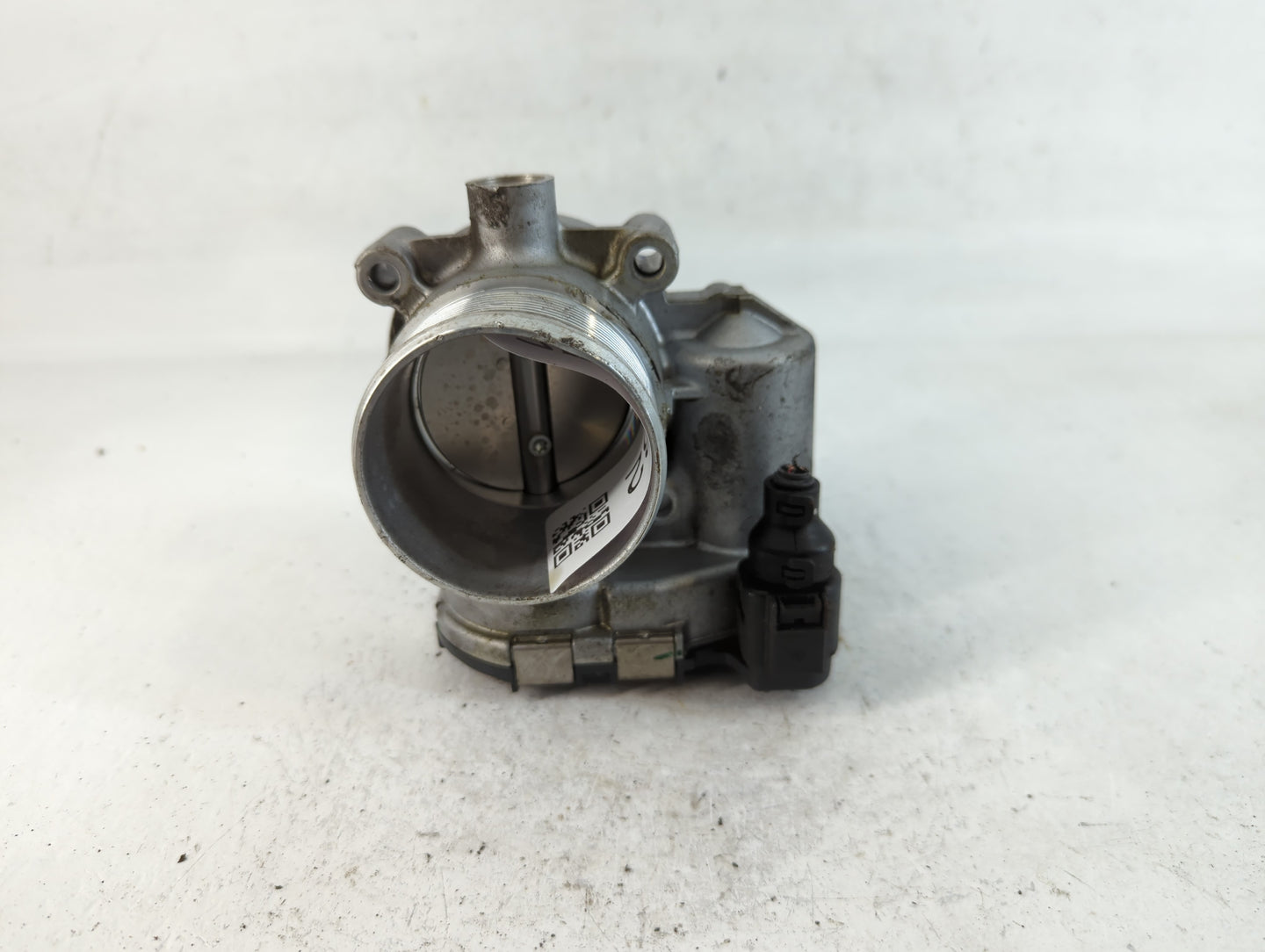 2018-2020 Volkswagen Passat Throttle Body P/N:06K 133 062 AG 0 280 750 734 Fits Fits 2018 2019 2020 2021 2022 OEM Used Auto 