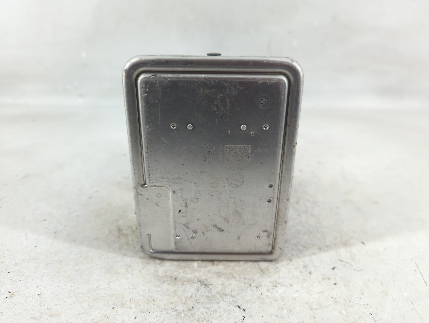2018-2020 Volkswagen Tiguan ABS Pump Control Module Replacement P/N:5Q0 614 517 DK Fits Fits 2018 2019 2020 OEM Used Auto Pa
