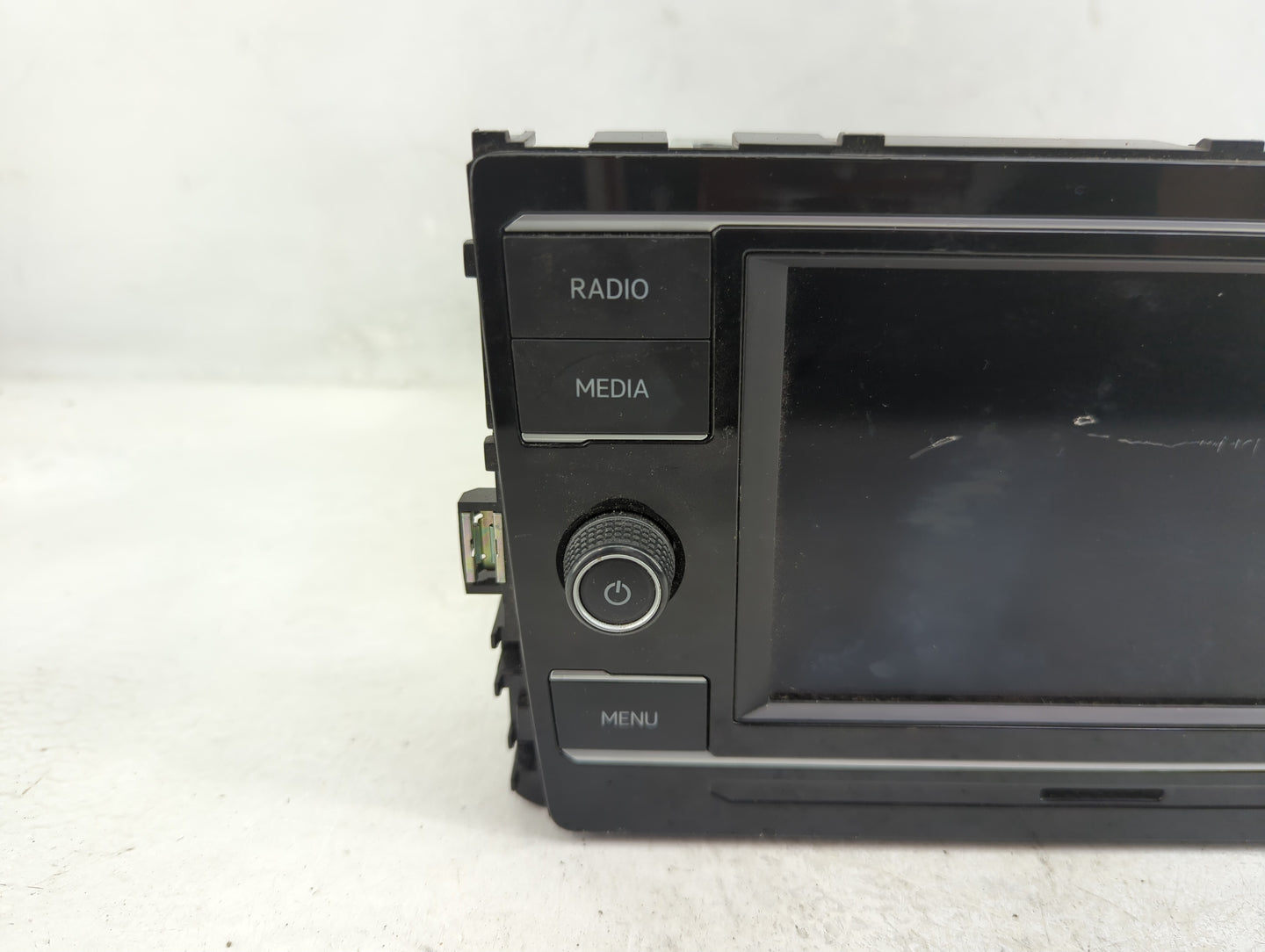 2018-2020 Volkswagen Tiguan Radio AM FM Cd Player Receiver Replacement P/N:3G0035869A Fits Fits 2018 2019 2020 OEM Used Auto