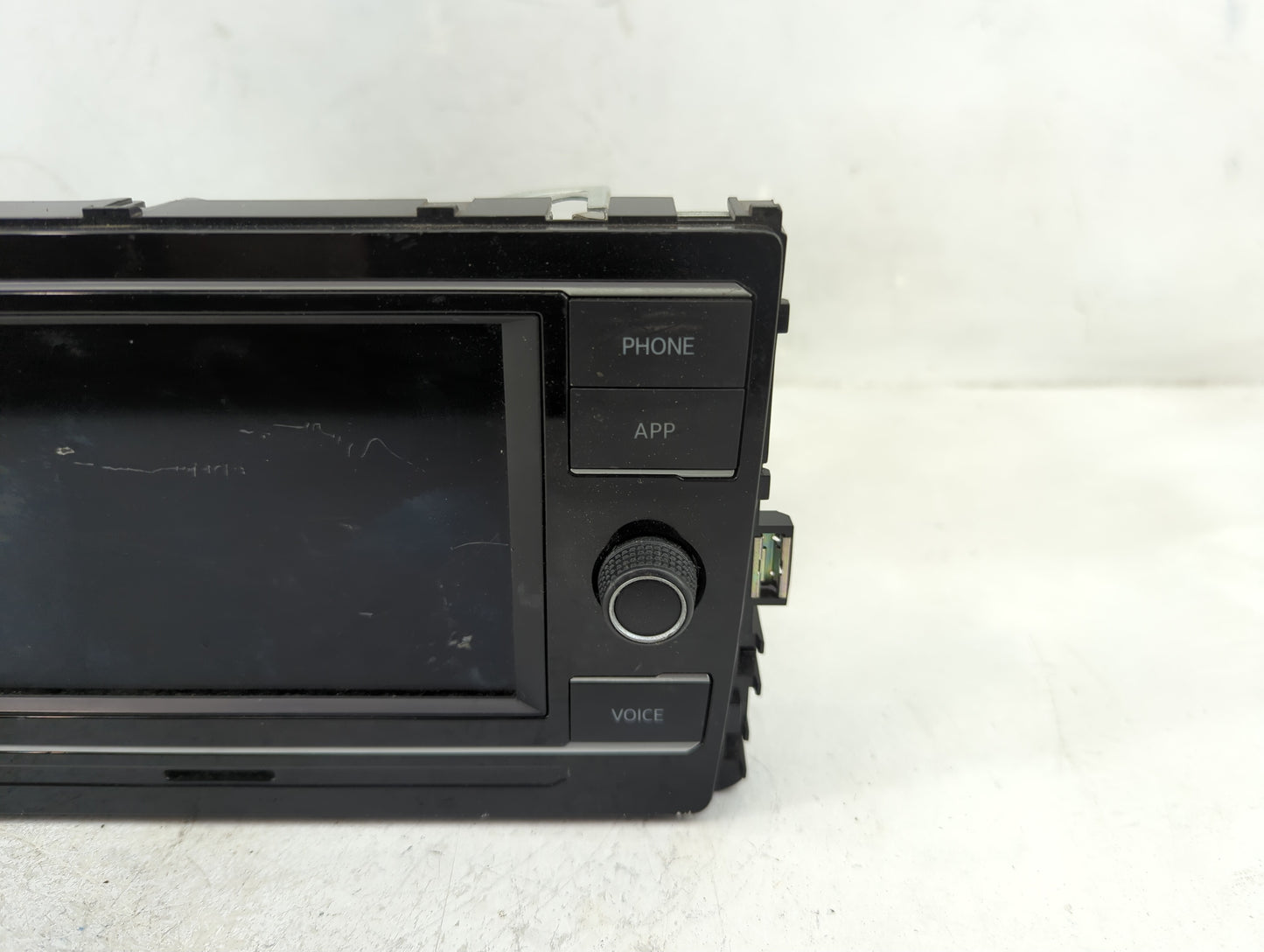 2018-2020 Volkswagen Tiguan Radio AM FM Cd Player Receiver Replacement P/N:3G0035869A Fits Fits 2018 2019 2020 OEM Used Auto