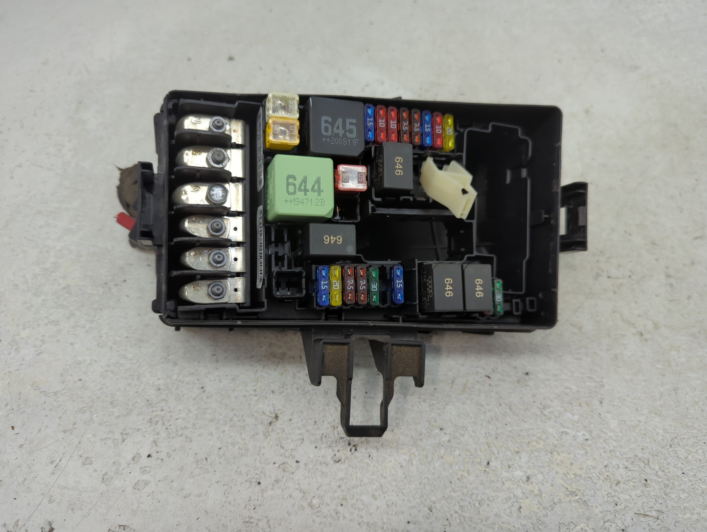 2018-2022 Volkswagen Tiguan Fusebox Fuse Box Panel Relay Module Fits Fits 2015 2016 2017 2018 2019 2020 2021 2022 OEM Used A