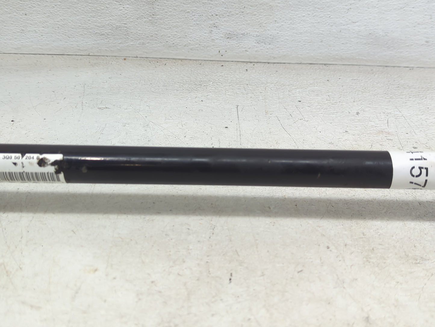 2018-2022 Volkswagen Tiguan Axle Shaft Rear Passenger Cv C/v - Oemusedautoparts1.com