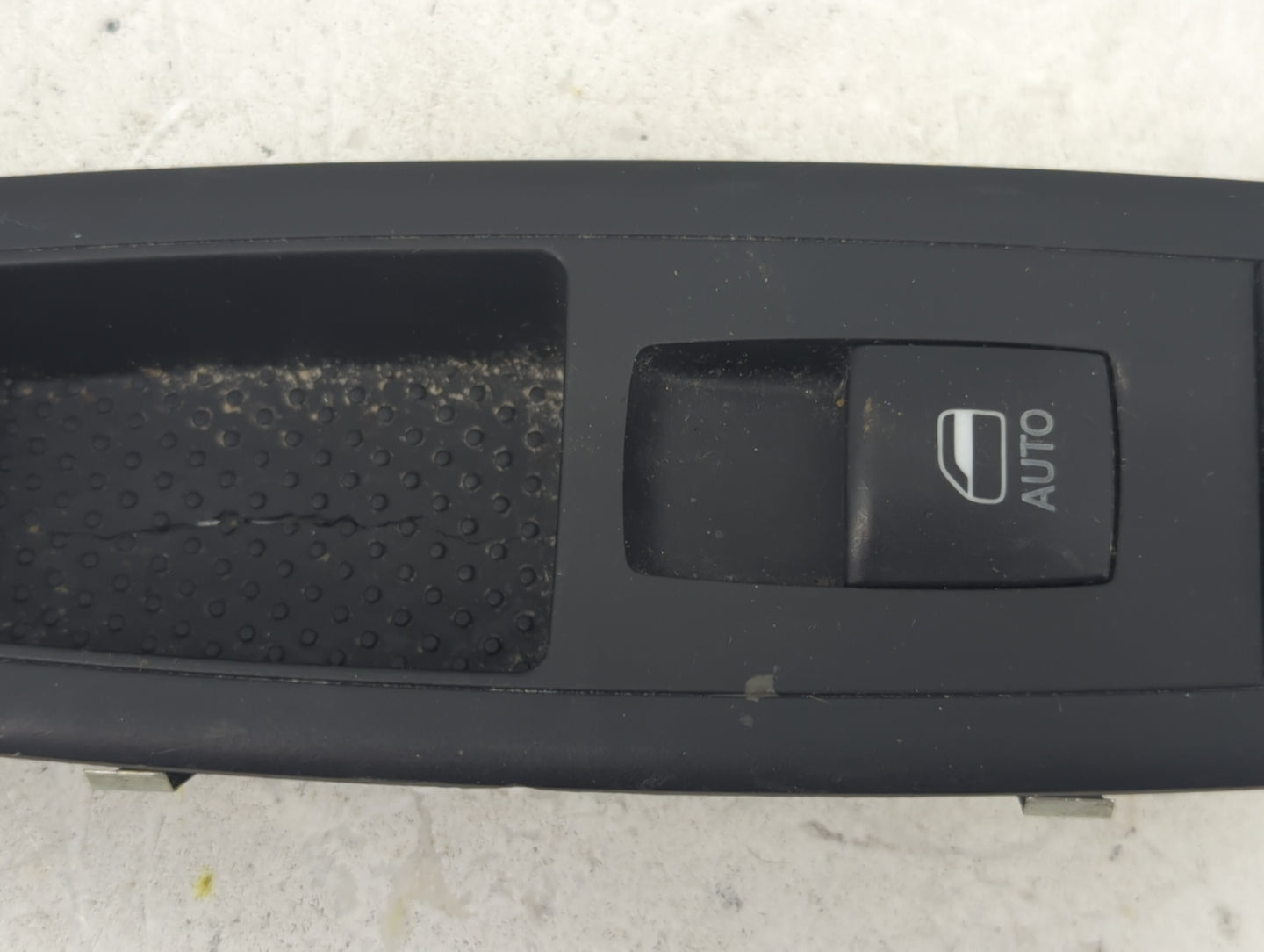 2018-2022 Volkswagen Tiguan Master Power Window Switch Replacement Driver Side Left P/N:68086692AD 10025585 Fits OEM Used Au
