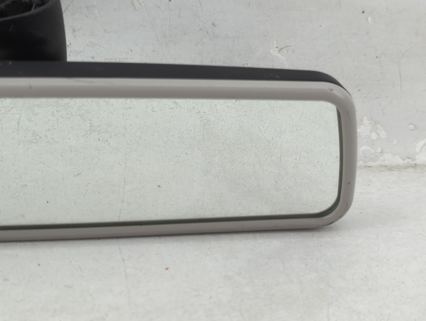 2018-2022 Volkswagen Tiguan Interior Rear View Mirror Replacement OEM Fits Fits 2018 2019 2020 2021 2022 OEM Used Auto Parts