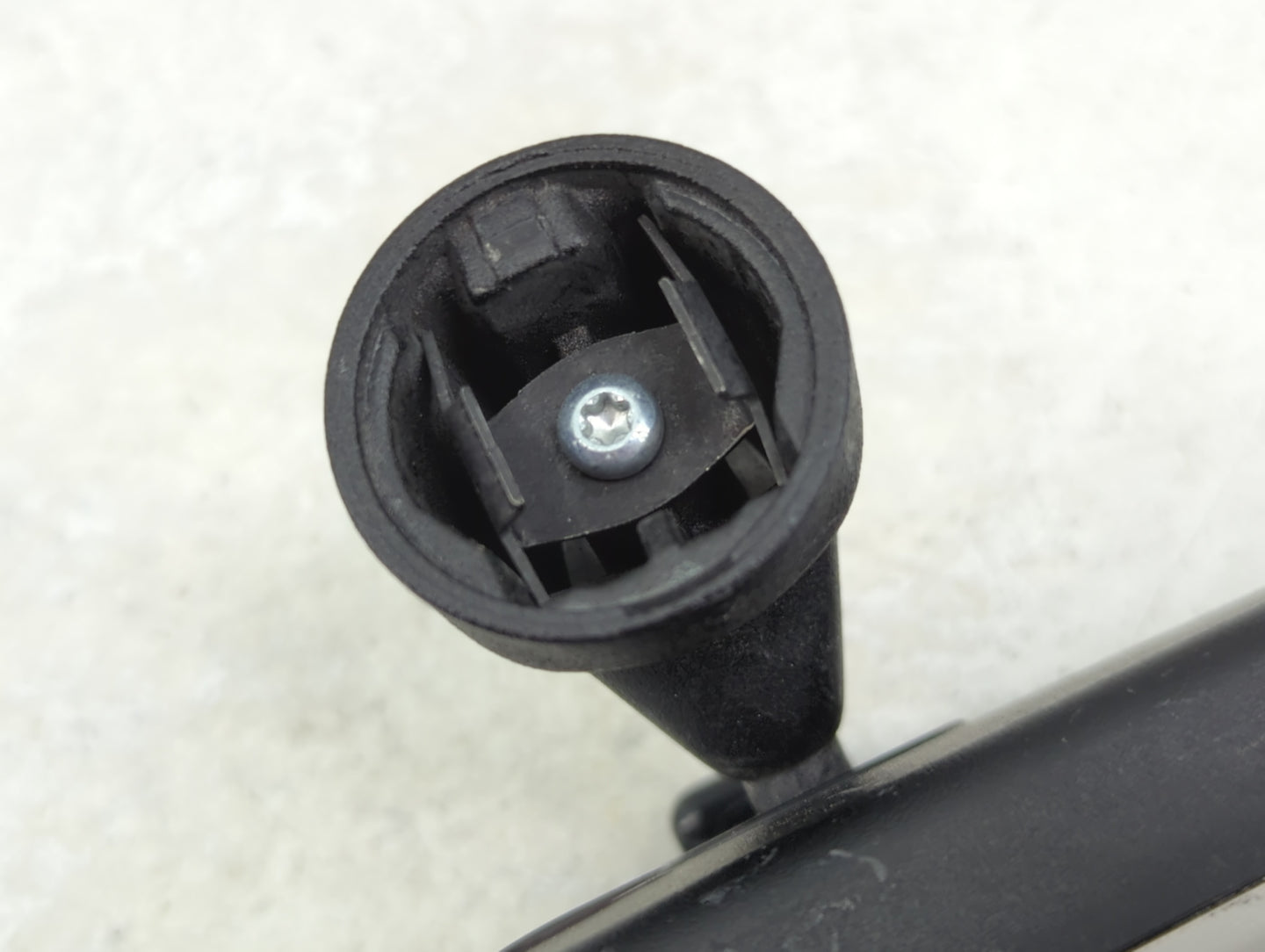 2018-2022 Volkswagen Tiguan Interior Rear View Mirror Replacement OEM Fits Fits 2018 2019 2020 2021 2022 OEM Used Auto Parts