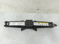 2020 Volkswagen Tiguan Spare Scissor Car Jack Black - Oemusedautoparts1.com