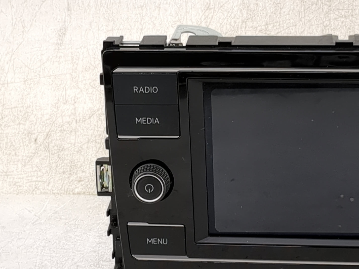 2018-2020 Volkswagen Tiguan Radio AM FM Cd Player Receiver Replacement P/N:3G0035869A L62VW2 Fits Fits 2018 2019 2020 OEM Us