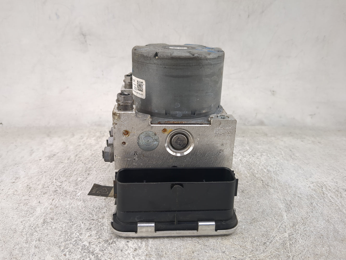 2020 Volkswagen Tiguan ABS Pump Control Module Replacement P/N:5Q0614517DK 10.0220-1885.4 Fits Fits 2021 OEM Used Auto Parts