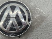 2020 Volkswagen Tiguan Rim Wheel Center Cap Silver - Oemusedautoparts1.com