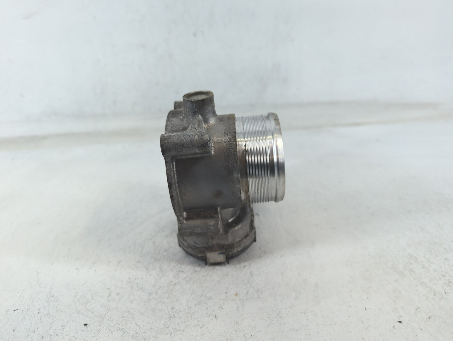 2018-2022 Volkswagen Tiguan Throttle Body P/N:06K 133 062 AG Fits Fits 2018 2019 2020 2021 2022 OEM Used Auto Parts - Oemuse