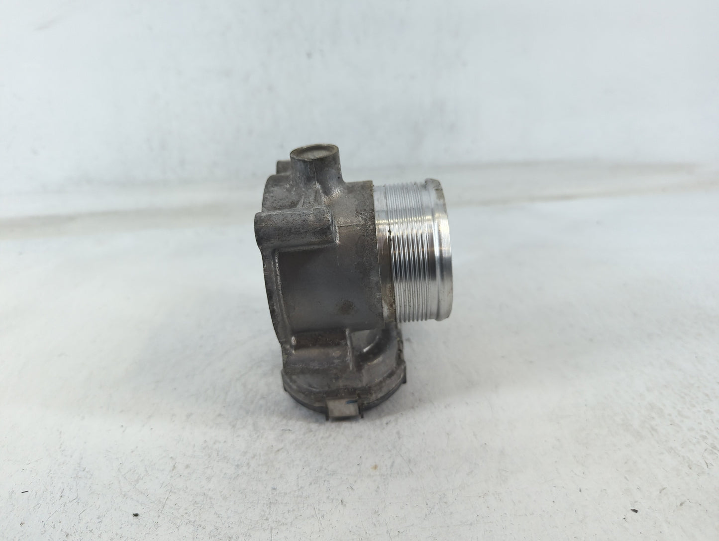 2018-2022 Volkswagen Tiguan Throttle Body P/N:06K 133 062 AG Fits Fits 2018 2019 2020 2021 2022 OEM Used Auto Parts - Oemuse
