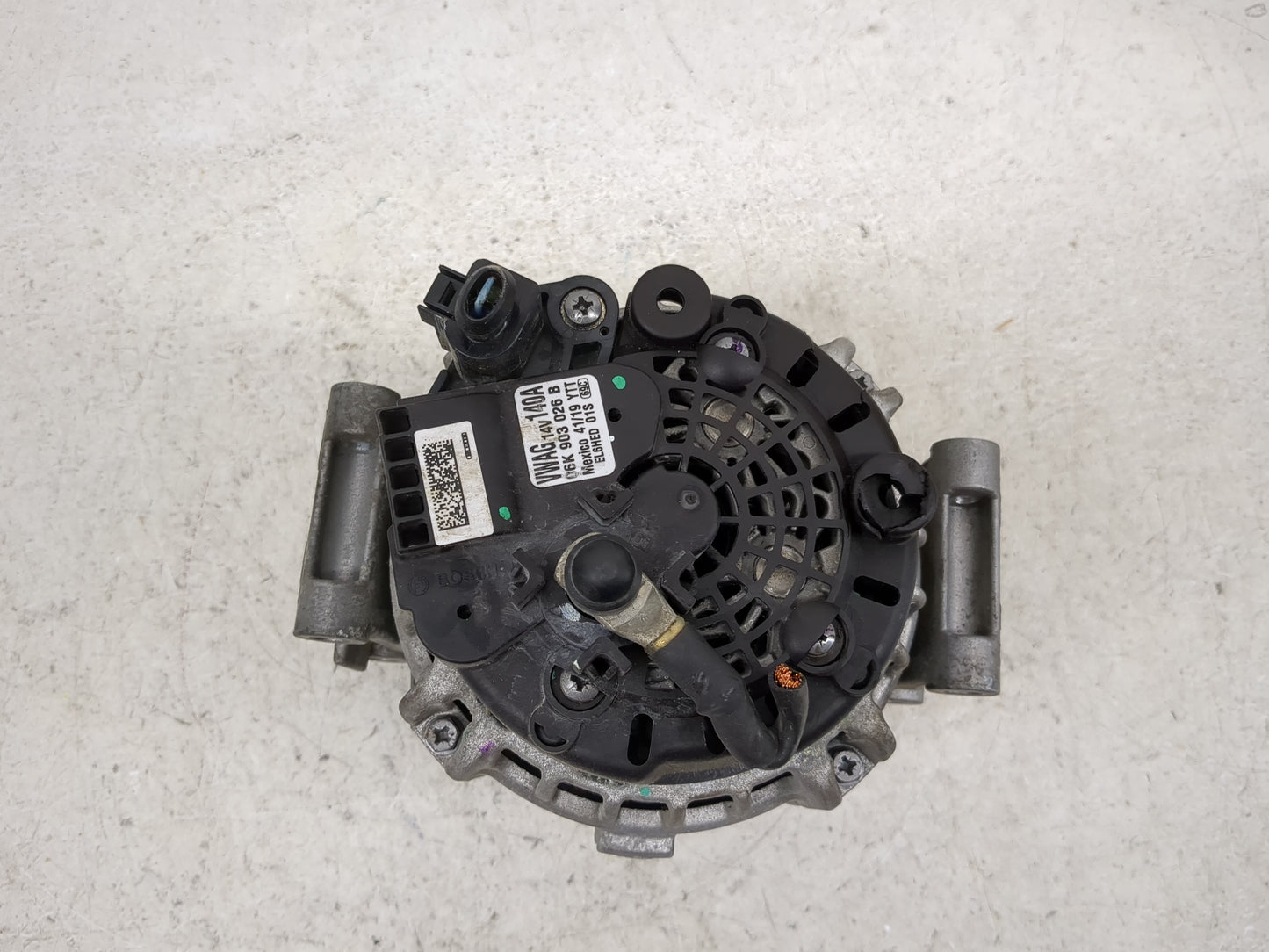 2020-2022 Volkswagen Tiguan Alternator Replacement Generator Charging Assembly Engine OEM P/N:06K 903 026 B Fits OEM Used Au
