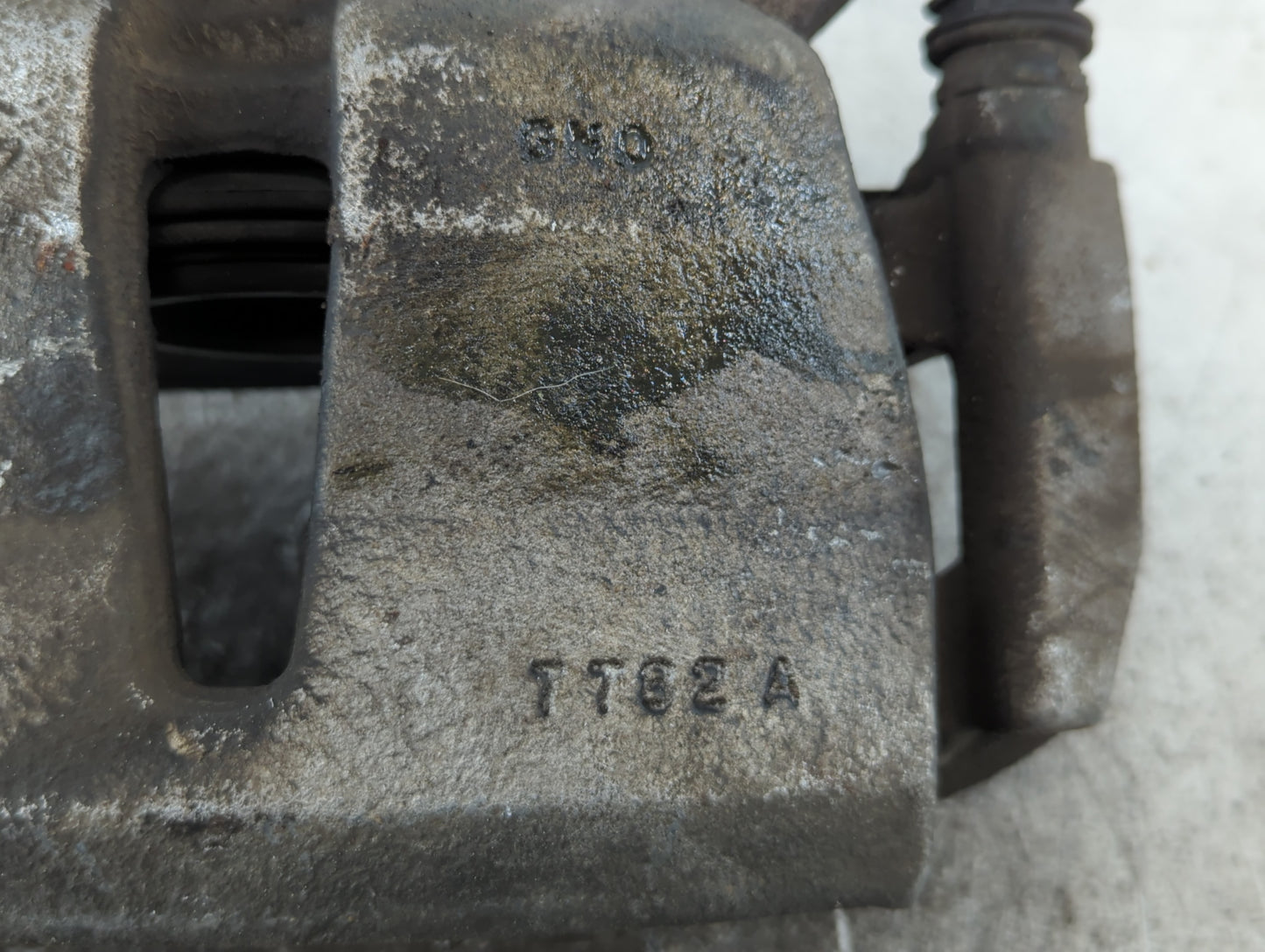 2018-2022 Volkswagen Tiguan Front Passenger Right Brake Caliper - Oemusedautoparts1.com