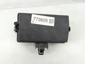 2018-2022 Volkswagen Tiguan Fusebox Fuse Box Panel Relay Module P/N:X400605 Fits Fits 2015 2016 2017 2018 2019 2020 2021 202