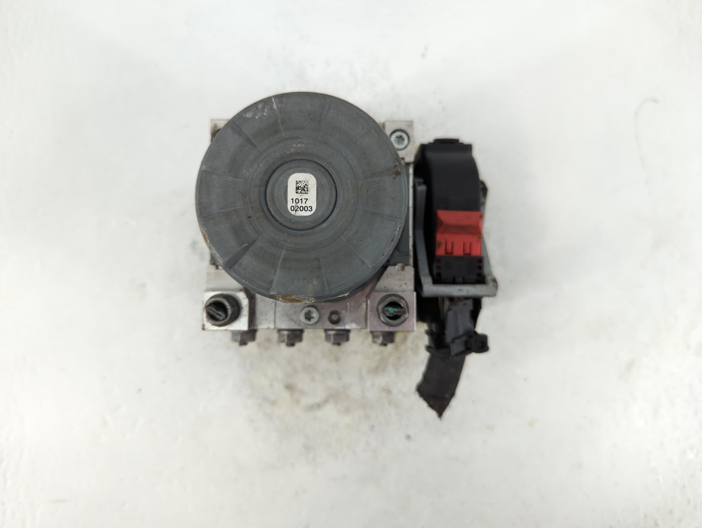 2020 Volkswagen Tiguan ABS Pump Control Module Replacement P/N:5Q0 614 517 DL Fits Fits 2021 OEM Used Auto Parts - Oemusedau