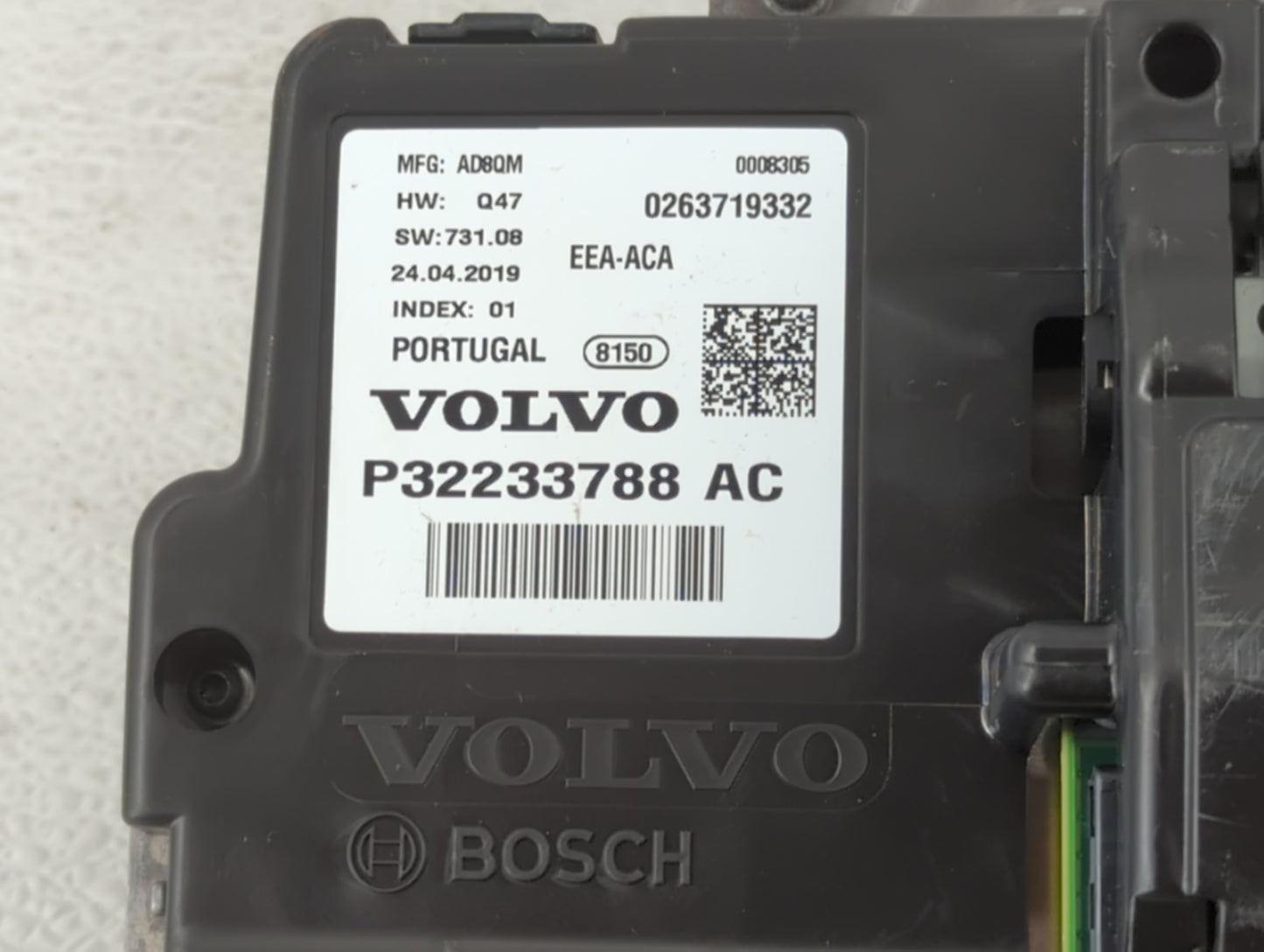 2019-2020 Volvo S60 Instrument Cluster Speedometer Gauges P/N:P32233788 AC Fits Fits 2019 2020 2021 OEM Used Auto Parts - Oe
