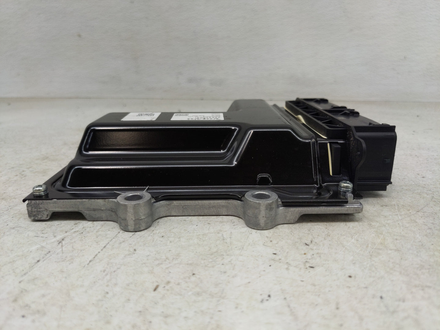 2015-2020 Volvo S60 PCM Engine Control Computer ECU ECM PCU OEM P/N:32242004 Fits Fits 2015 2016 2017 2018 2019 2020 OEM Use