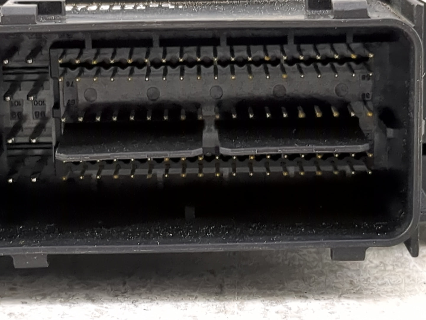 2015-2020 Volvo S60 PCM Engine Control Computer ECU ECM PCU OEM P/N:32242004 0000348029 Fits Fits 2015 2016 2017 2018 2019 2