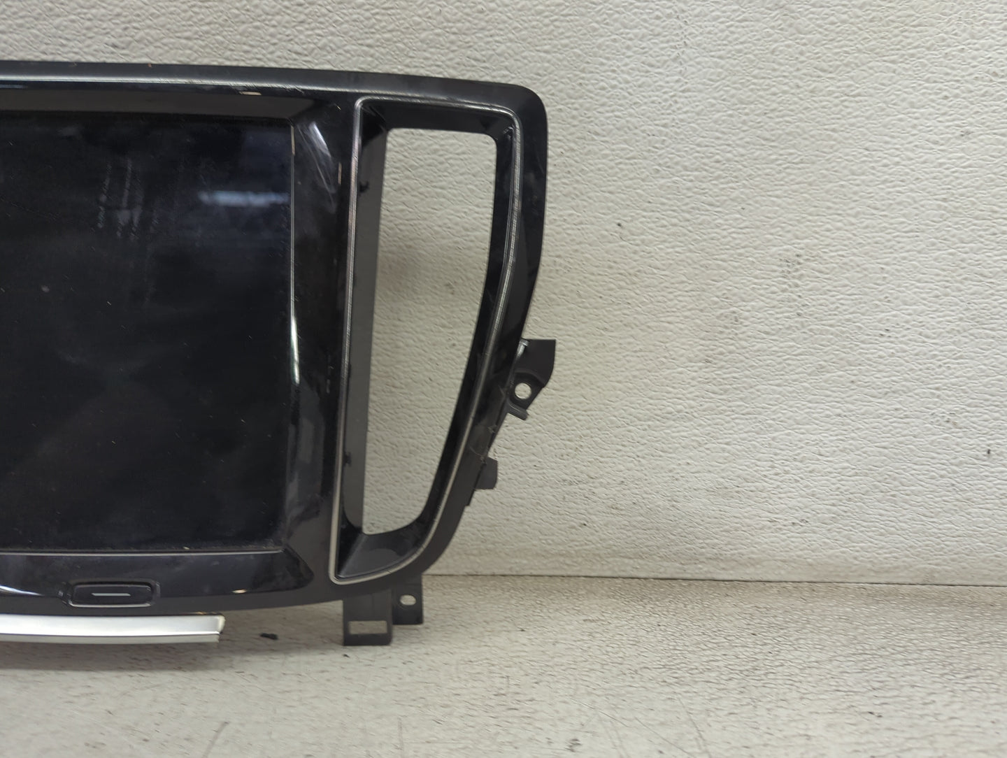 2019-2020 Volvo S60 Information Display Screen 1496173 - Oemusedautoparts1.com