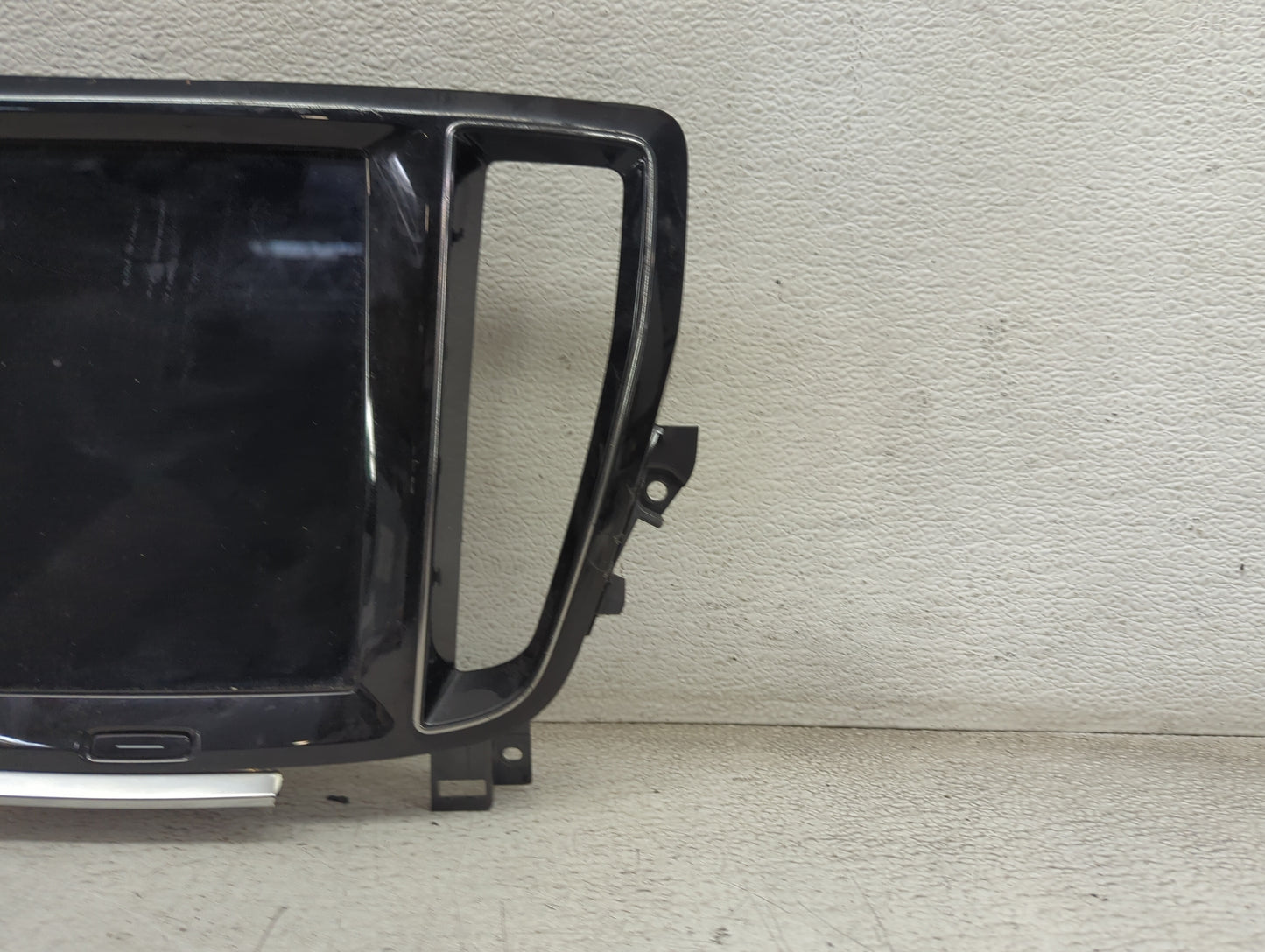 2019-2020 Volvo S60 Information Display Screen 1496173 - Oemusedautoparts1.com