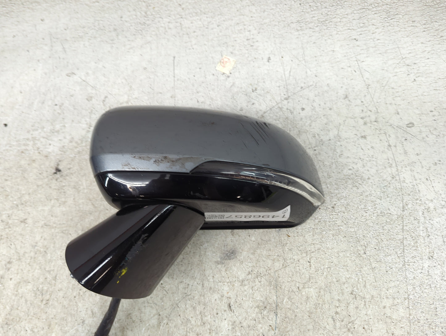 2019-2020 Volvo S60 Driver Side View Mirror - Left Door Mirror OEM Used - Oemusedautoparts1.com