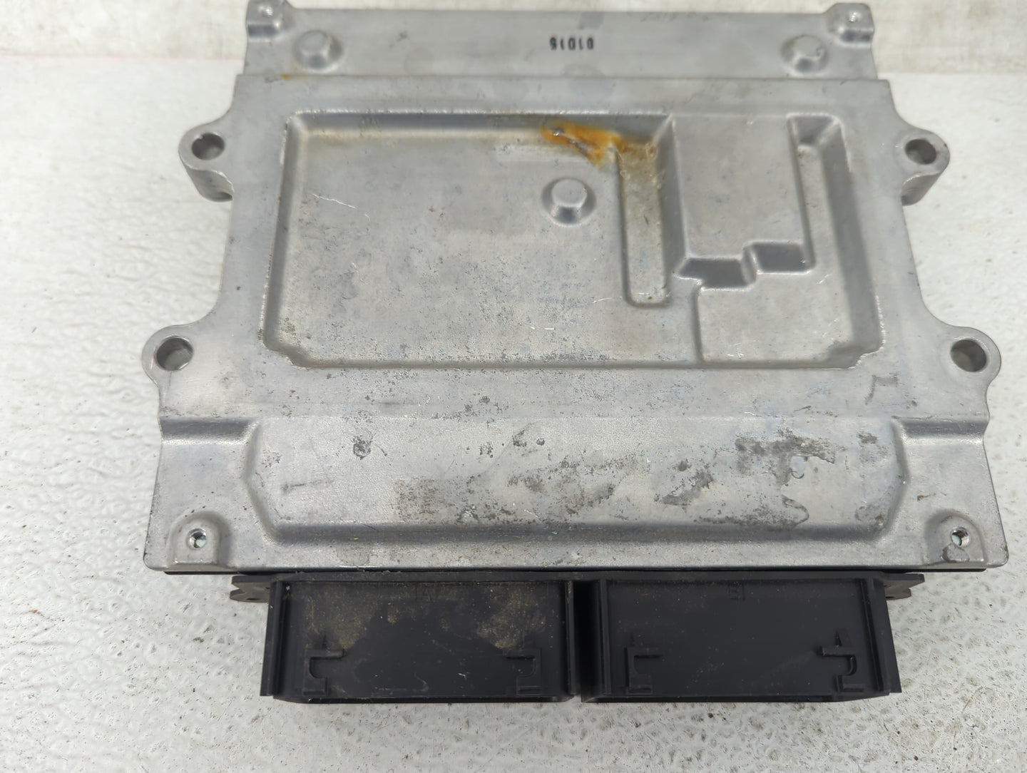 2019 Volvo V60 PCM Engine Control Computer ECU ECM PCU OEM P/N:32242004 D5E1C, ECM-DAA Fits Fits 2018 2020 2021 OEM Used Aut