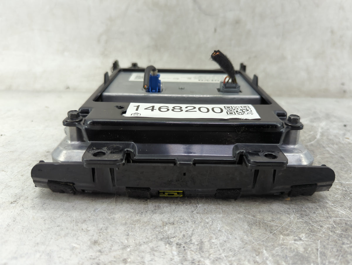 2019-2020 Volvo Xc60 Information Radio Display Screen 1468200 - Oemusedautoparts1.com