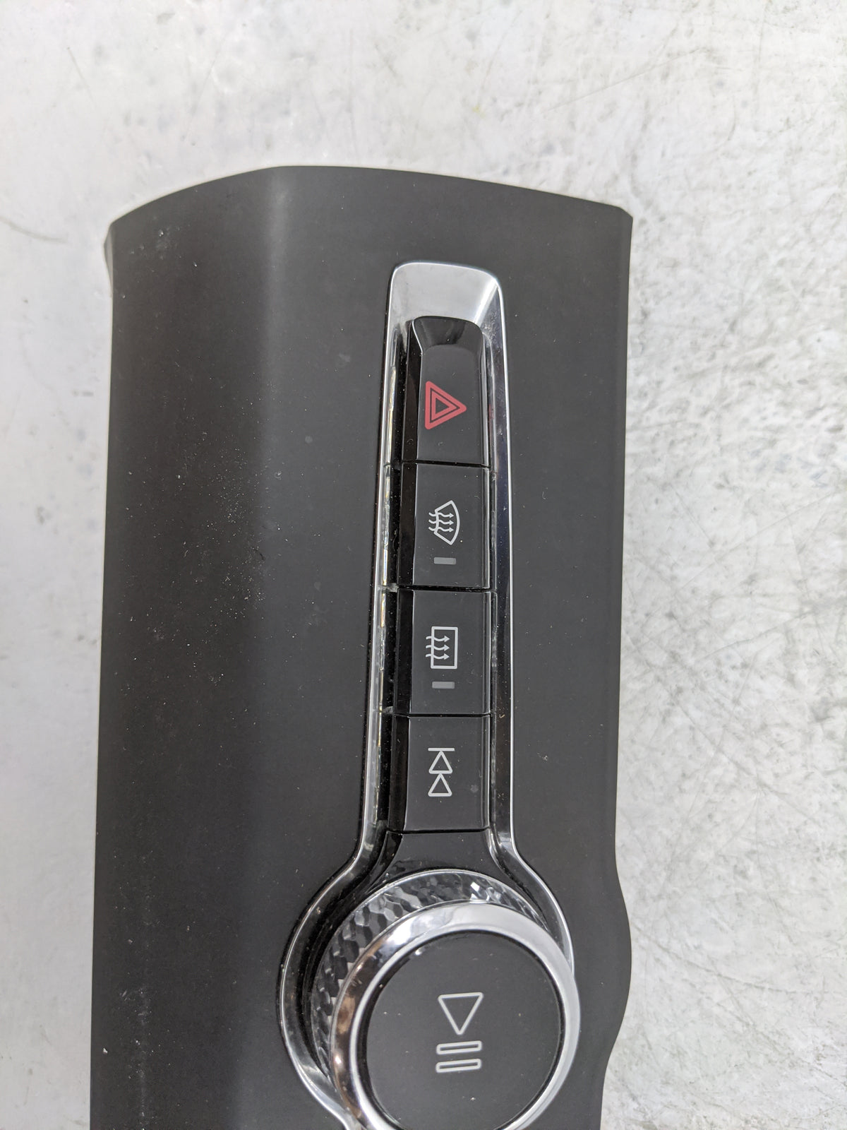 2020 Volvo Xc60 Radio AM FM Cd Player Receiver Replacement P/N:P31398845 T19400185301 Fits OEM Used Auto Parts - Oemusedauto