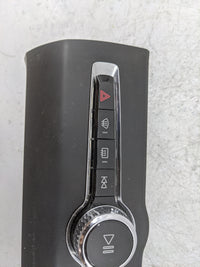 2020 Volvo Xc60 Radio AM FM Cd Player Receiver Replacement P/N:P31398845 T19400185301 Fits OEM Used Auto Parts - Oemusedauto