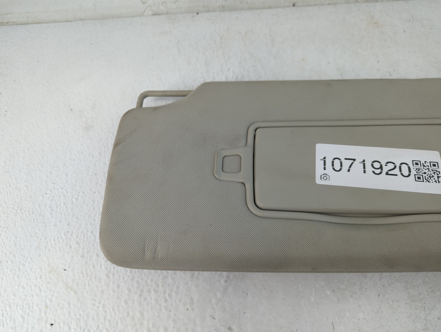 2016-2021 Volvo Xc90 Sun Visor Shade Replacement Passenger Right Mirror Fits Fits 2016 2017 2018 2019 2020 2021 OEM Used Aut