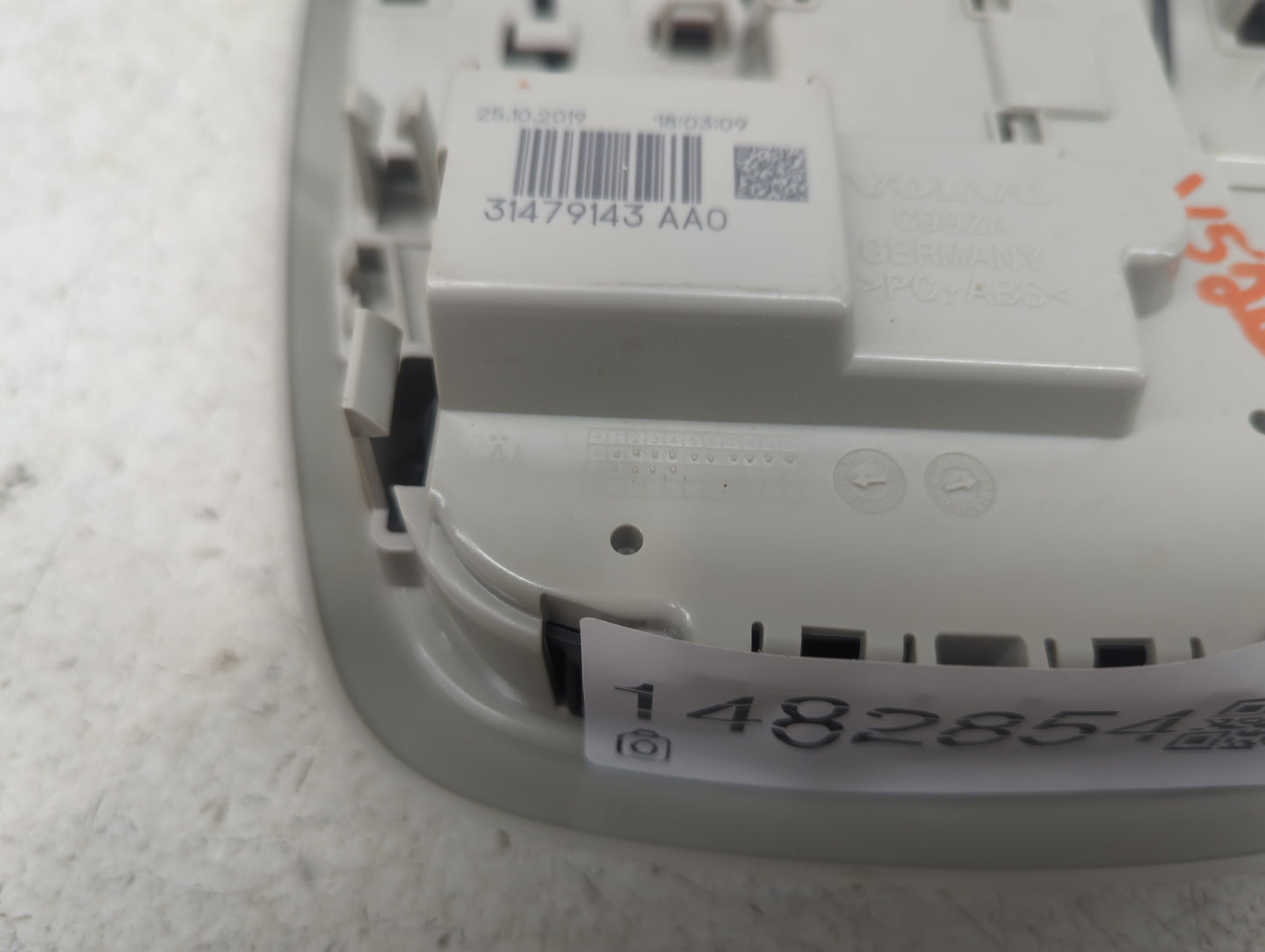 2016-2021 Volvo Xc90 Overhead Roof Console Beige - Oemusedautoparts1.com