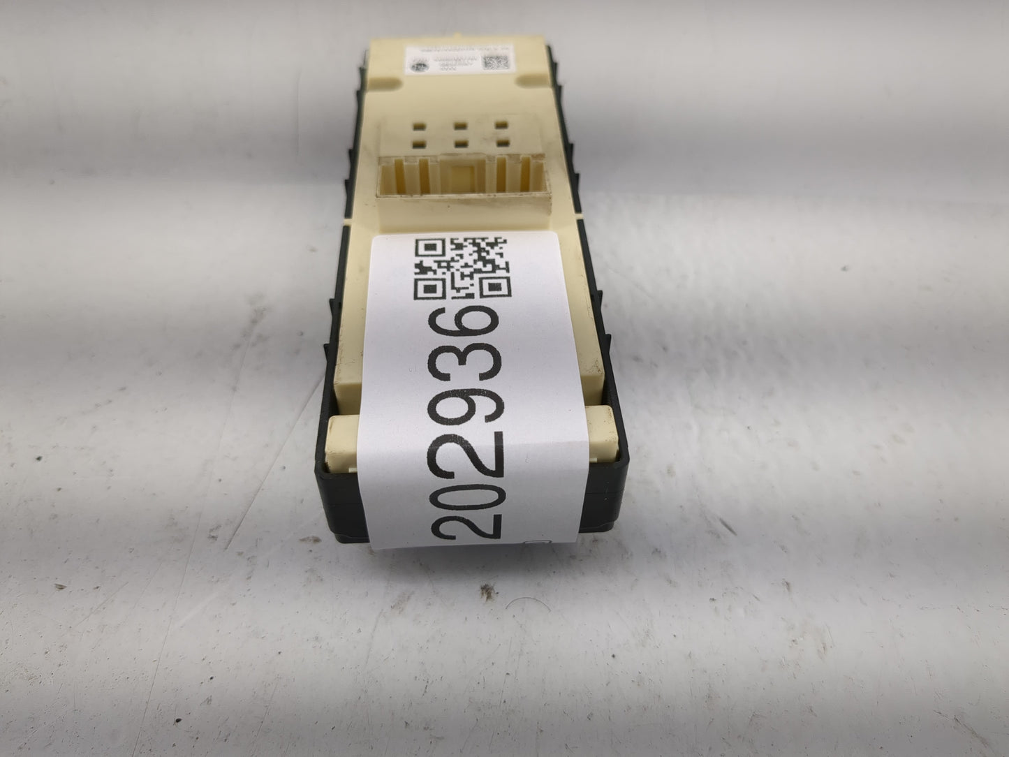 2021-2022 Hyundai Elantra Master Power Window Switch Replacement Driver Side Left Fits Fits 2021 2022 OEM Used Auto Parts - 