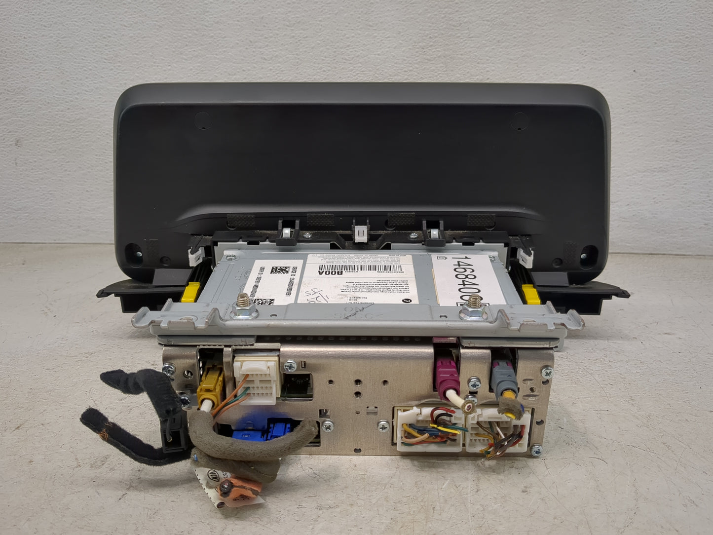 2021 Telluride Radio AM FM Cd Player Receiver Replacement Fits Fits 2020 2022 OEM Used Auto Parts - Oemusedautoparts1.com