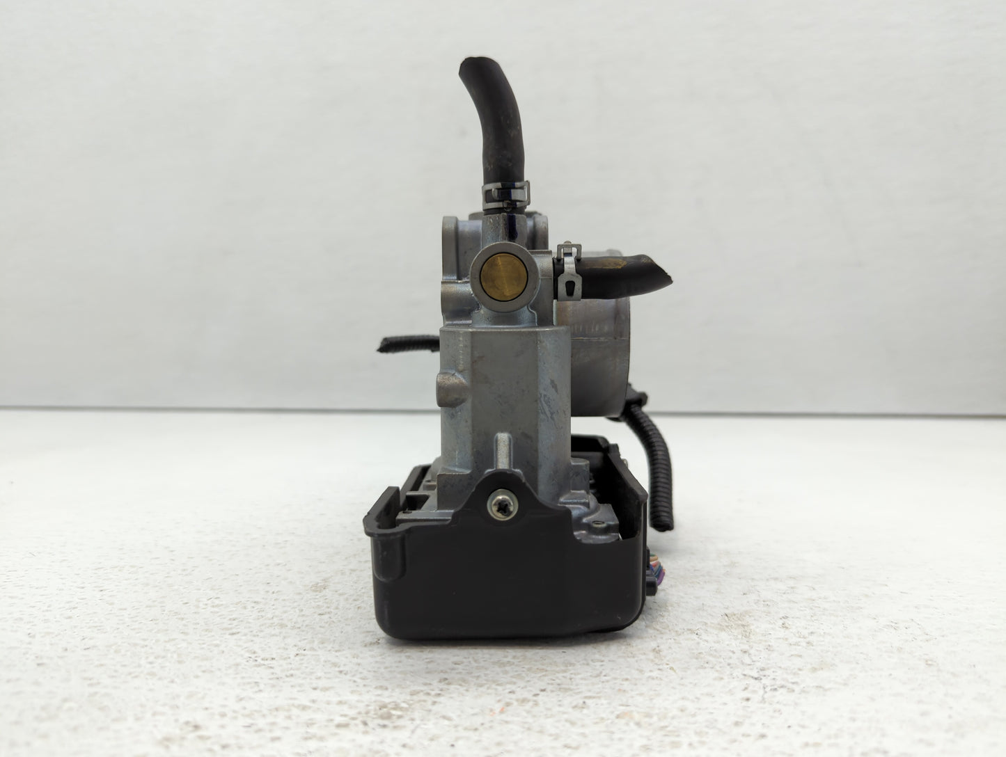 2016-2022 Acura Ilx Throttle Body P/N:U38497404614 Fits Fits 2013 2014 2015 2016 2017 2018 2019 2020 2021 2022 OEM Used Auto