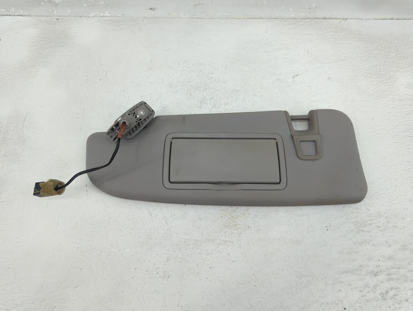 2021 Alfa Romeo Giulia Sun Visor Shade Replacement Driver Left Mirror Fits OEM Used Auto Parts - Oemusedautoparts1.com