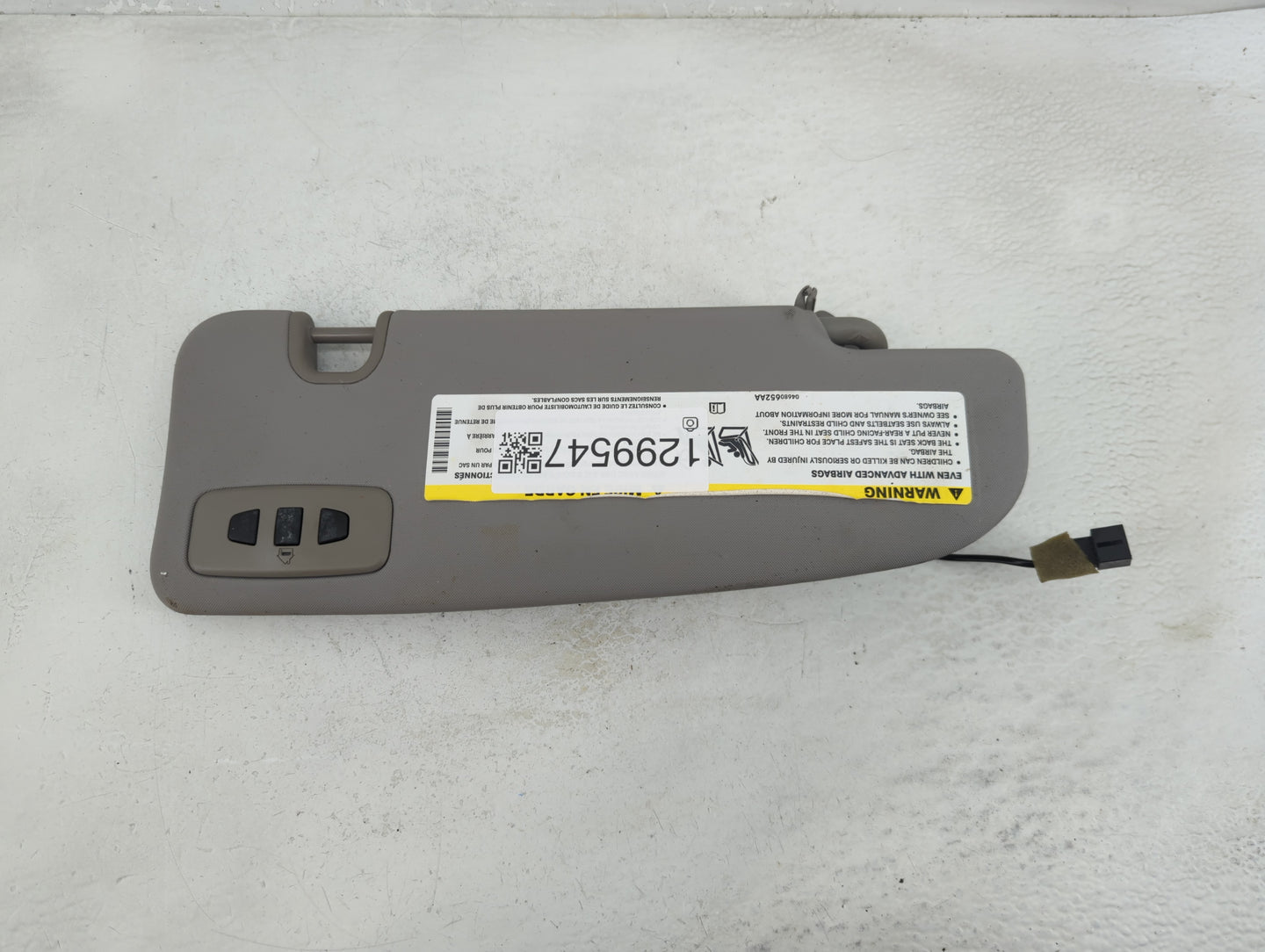 2021 Alfa Romeo Giulia Sun Visor Shade Replacement Driver Left Mirror Fits OEM Used Auto Parts - Oemusedautoparts1.com