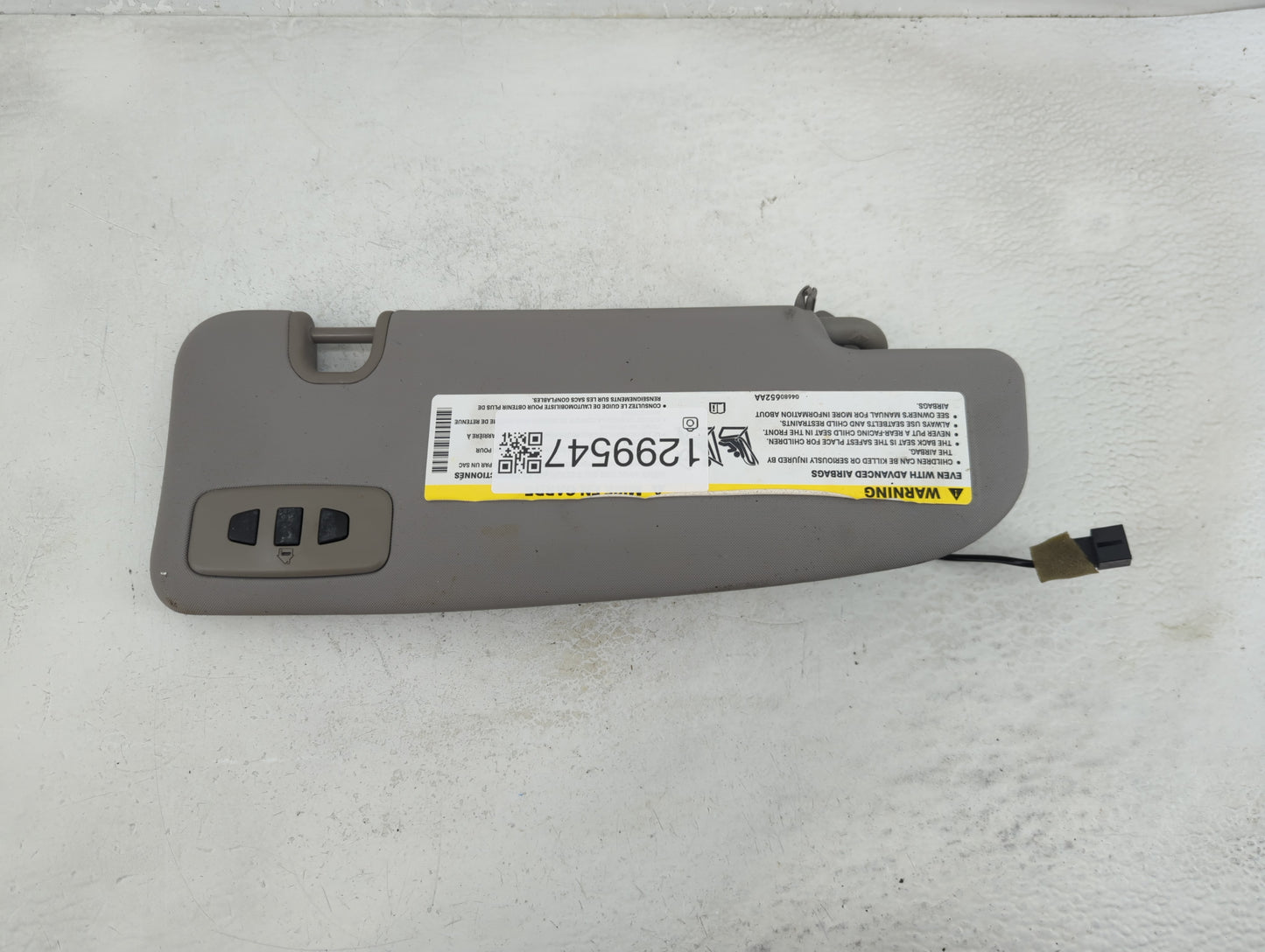 2021 Alfa Romeo Giulia Sun Visor Shade Replacement Driver Left Mirror Fits OEM Used Auto Parts - Oemusedautoparts1.com