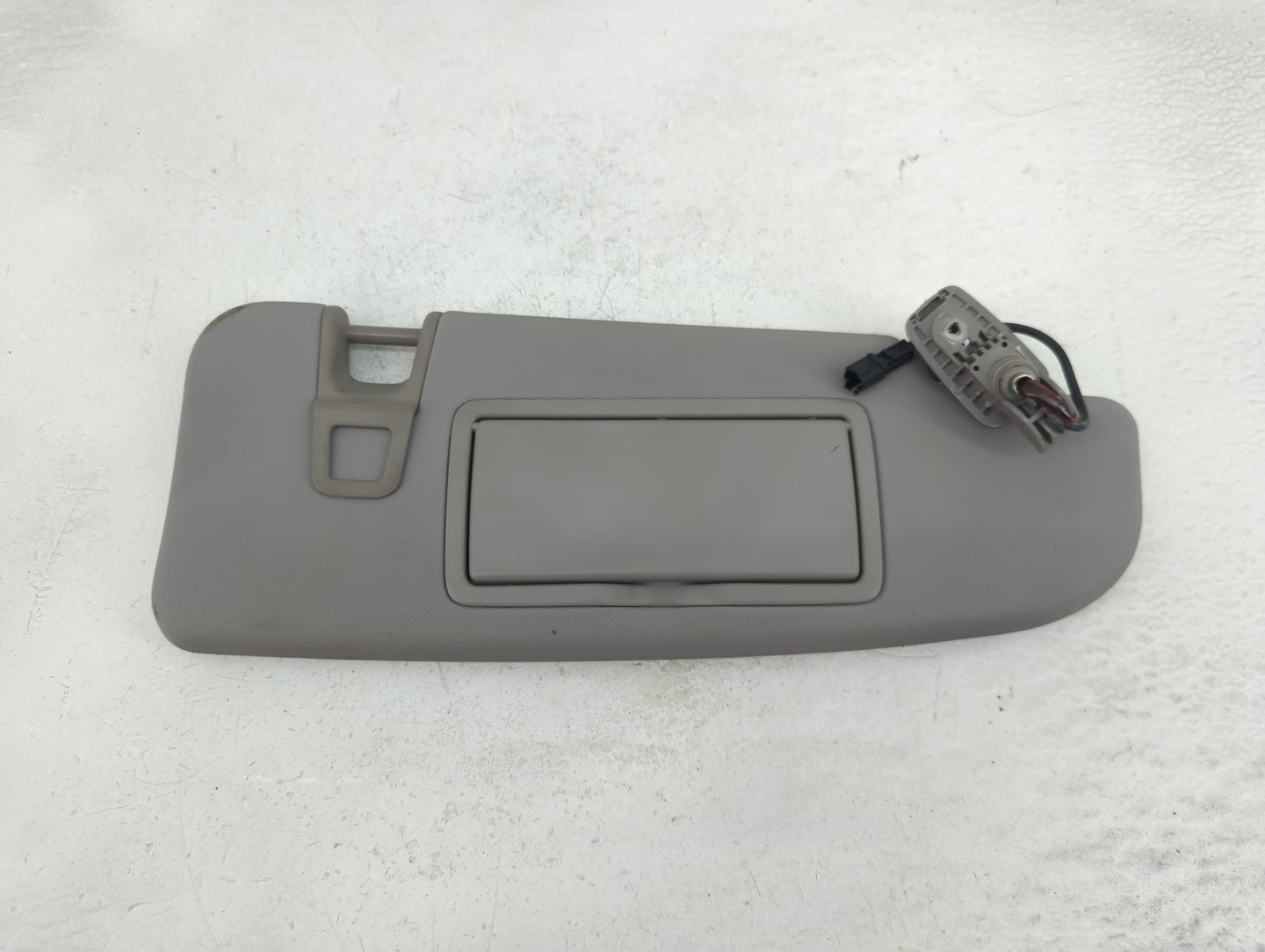 2021 Alfa Romeo Giulia Sun Visor Shade Replacement Passenger Right Mirror Fits OEM Used Auto Parts - Oemusedautoparts1.com