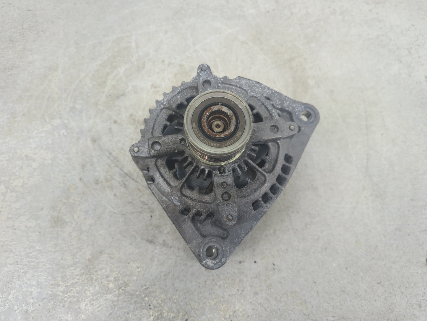 2021 Alfa Romeo Stelvio Alternator Replacement Generator Charging Assembly Engine OEM P/N:50559542 104211-1330 Fits Fits 201