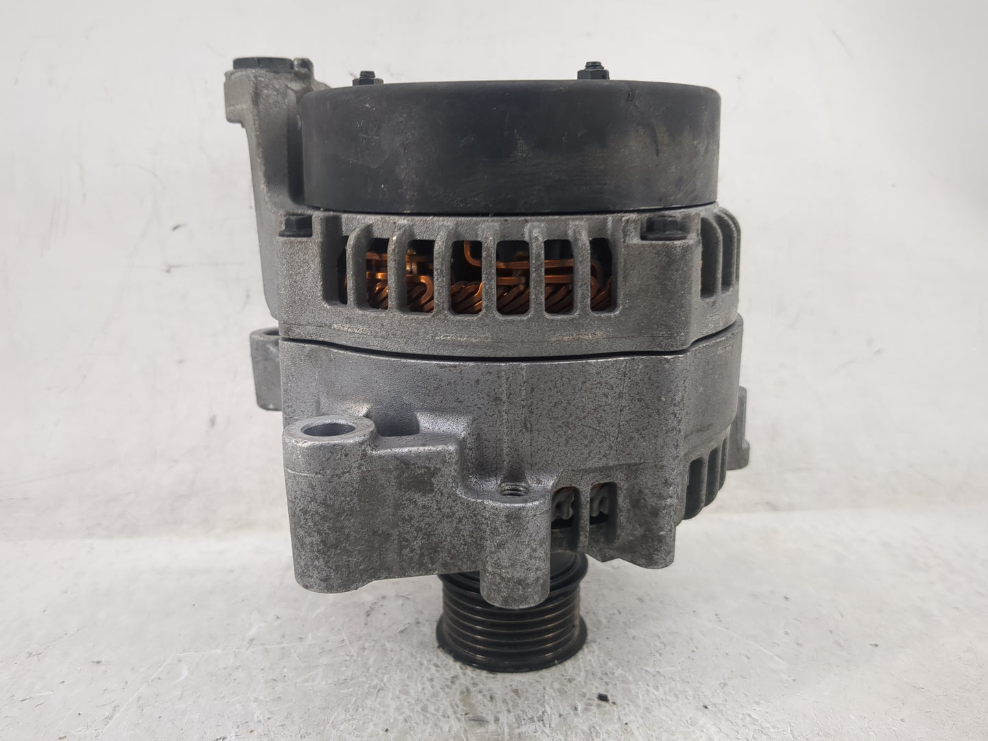 2021 Audi A4 Alternator Replacement Generator Charging Assembly Engine OEM P/N:104211-1052 Fits OEM Used Auto Parts - Oemuse