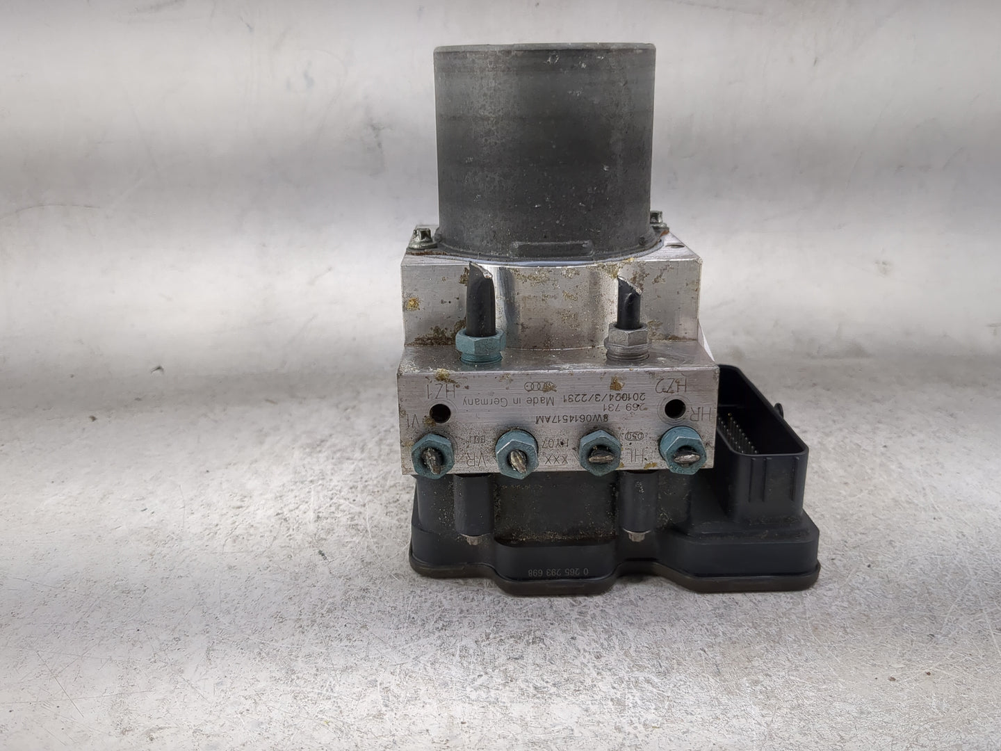 2021 Audi A4 ABS Pump Control Module Replacement P/N:8W0614517AM 0265299699, 269731 Fits OEM Used Auto Parts - Oemusedautopa